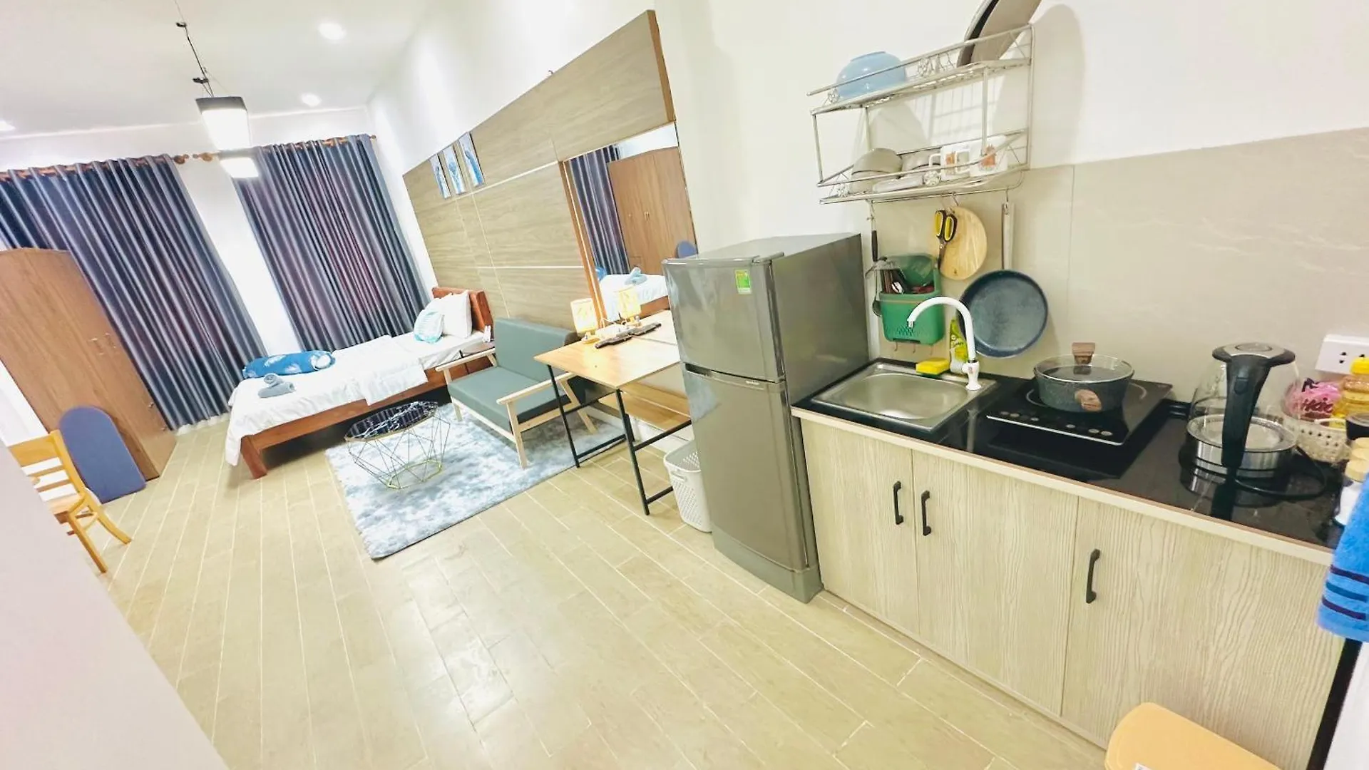 Spacious Studio - Heart Of District 1 Apartment Ho Chi Minh City